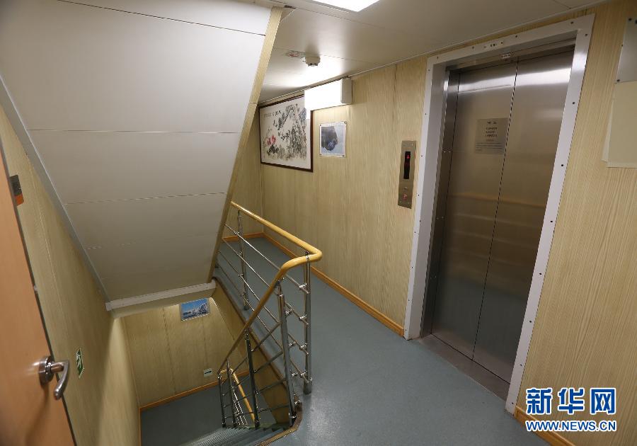 What is inside China's icebreaker ‘Xuelong’？