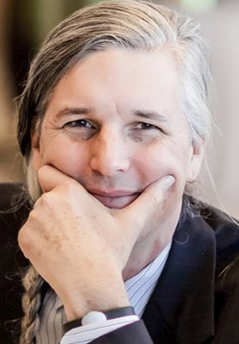 Scott Mauvais，Director, Technology & Civic Innovation, Microsoft