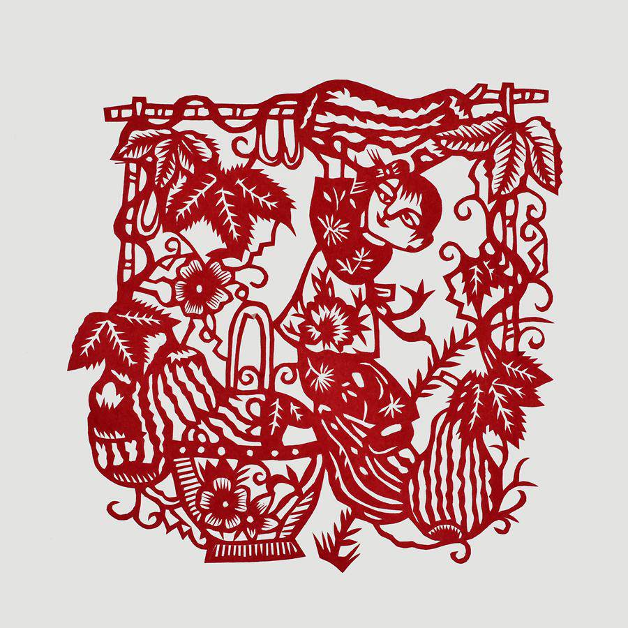 SE China’s Fujian carries on intangible heritage of Zhangpu paper-cutting with nothing but colored paper, pair of scissors in hand