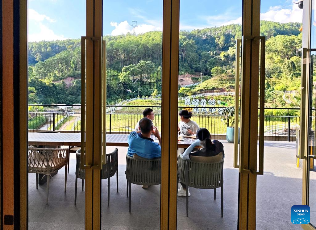Coffee industry boosts local economy in Pu'er, China's Yunnan