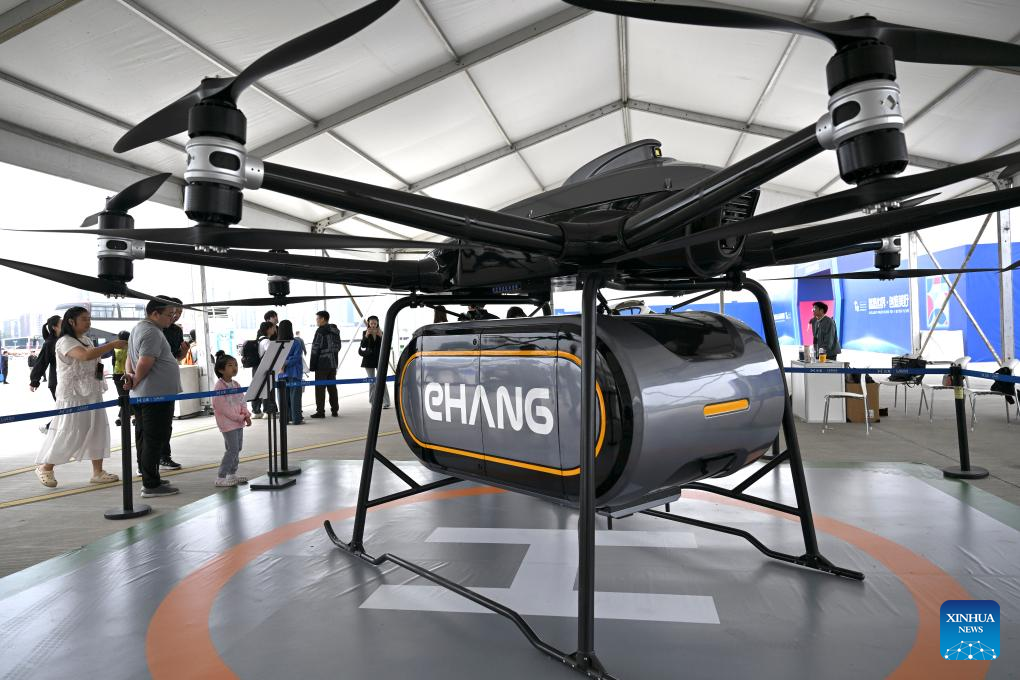 Unmanned technology spotlighted at 2025 World Manufacturing Convention in Hefei