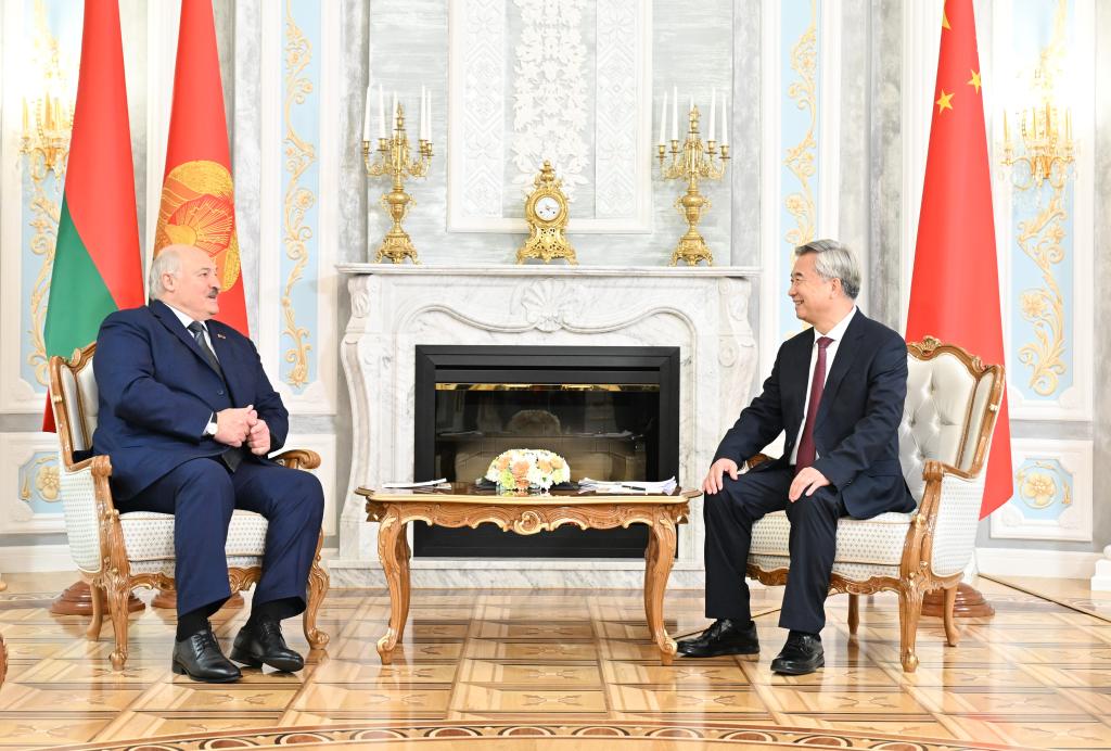 Senior CPC official pays official goodwill visit to Belarus