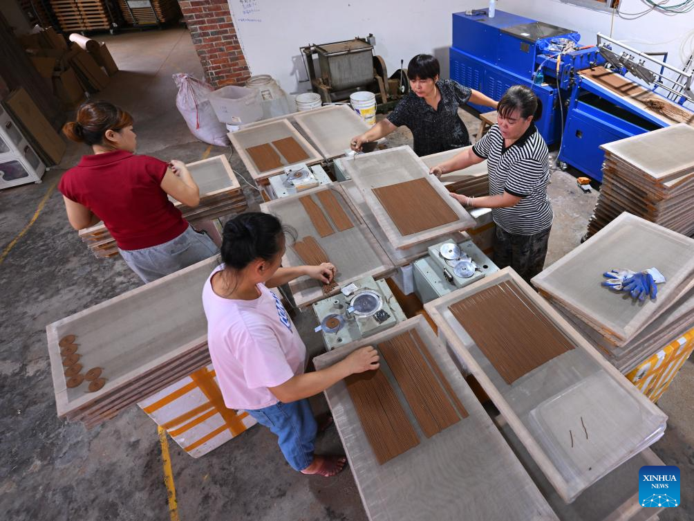 Incense-related business developing in Xianyou County, SE China
