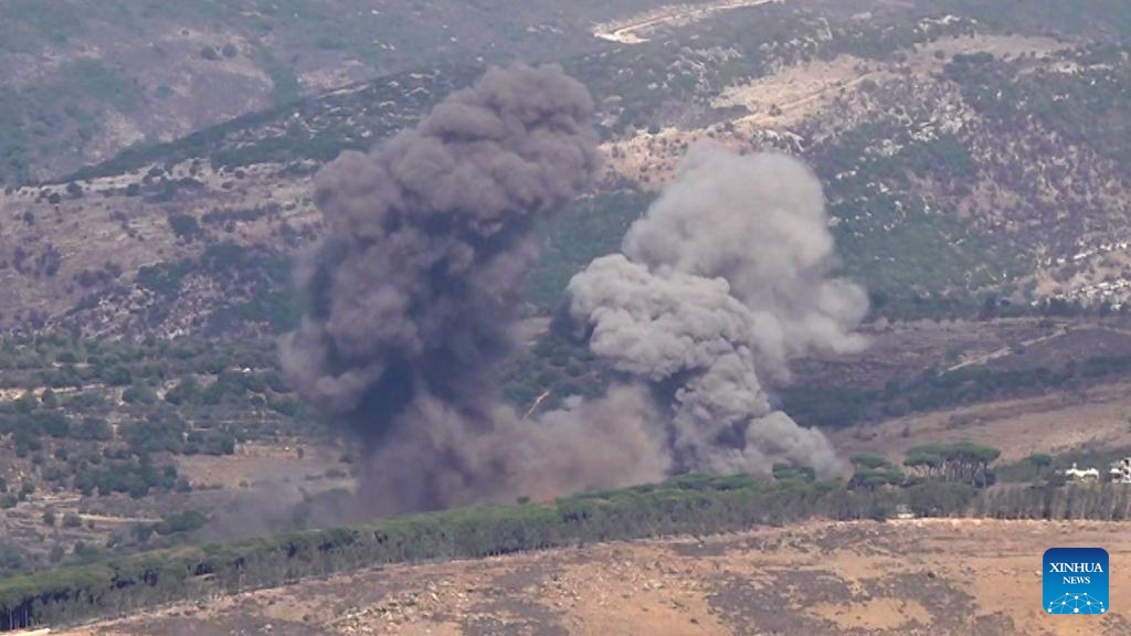 Israeli airstrikes target outskirts of Nabatieh in southern Lebanon